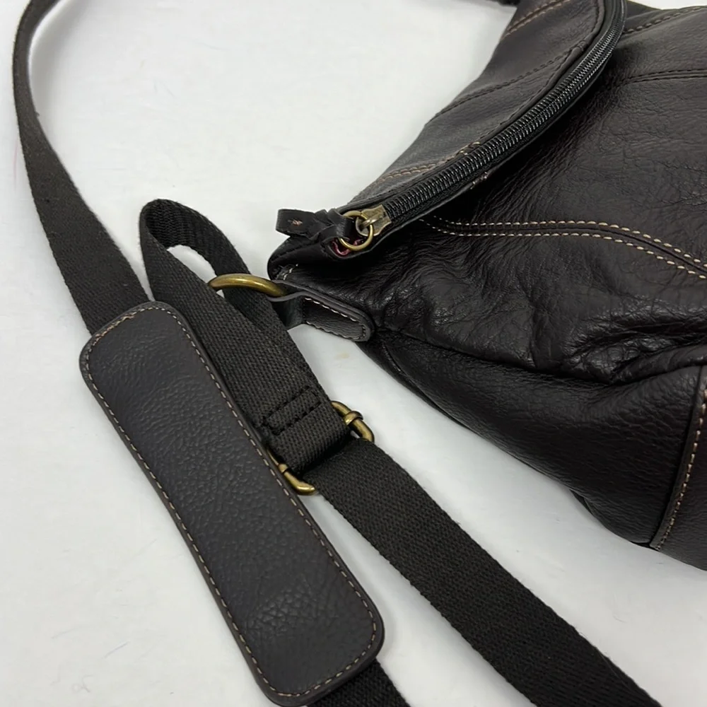 The Sak Leather Crossbody Satchel Boho Bohemian Purse Bag‎ Zip Brown Deena Flap